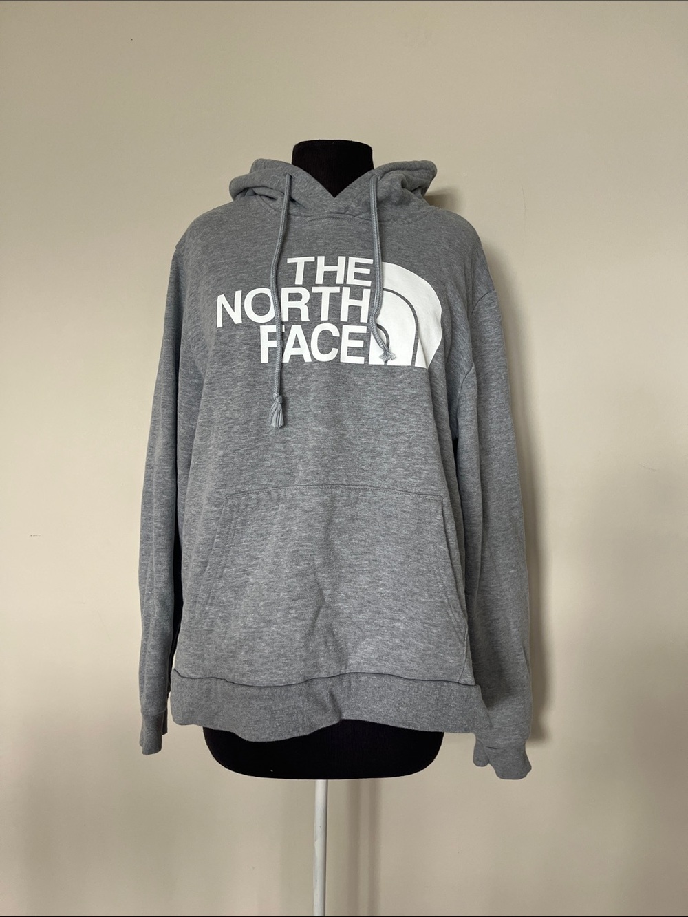 The North Face grey women’s hoodie